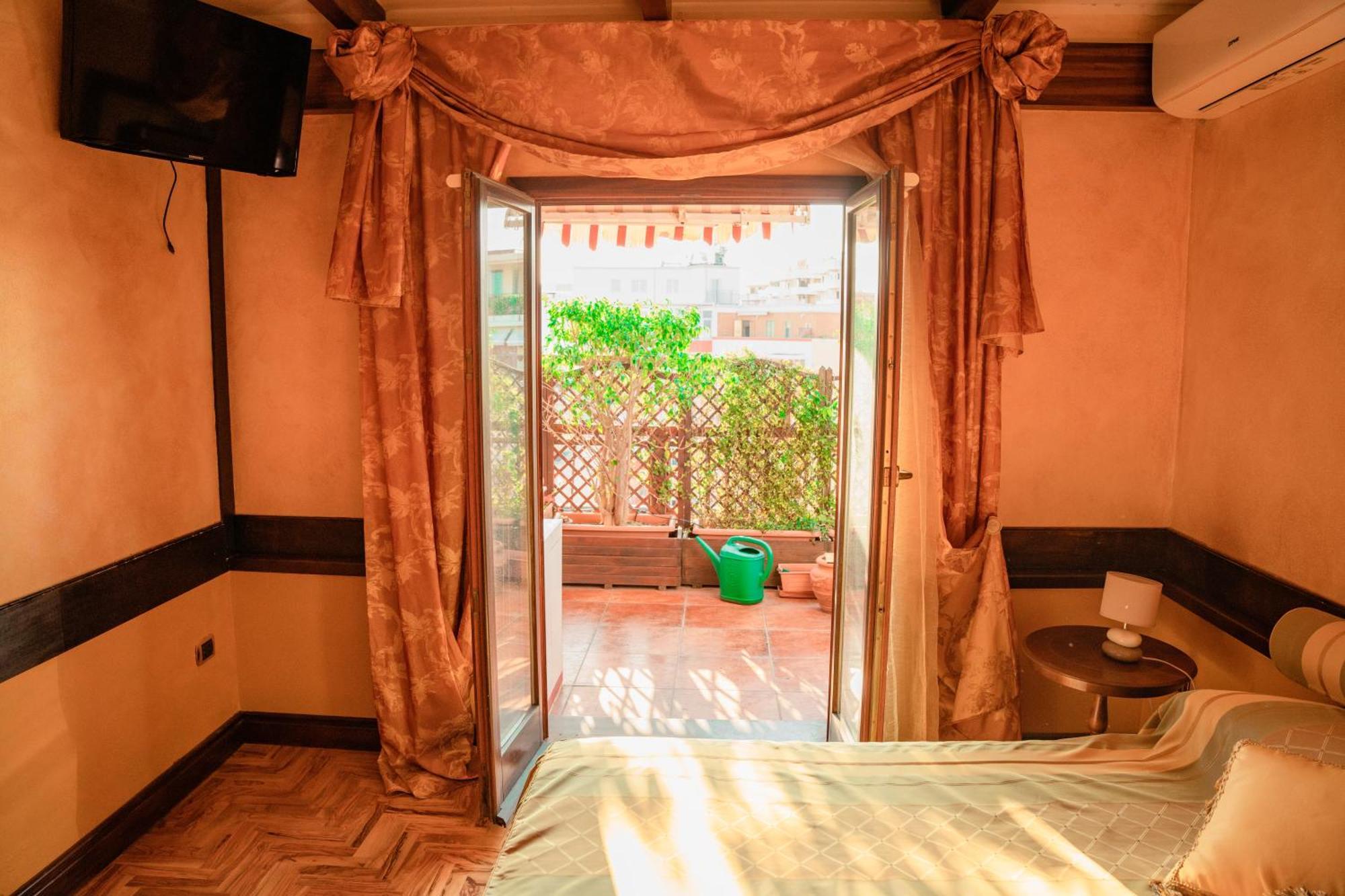 Prestigioso Attico Panoramico Cagliari Villa Exteriör bild
